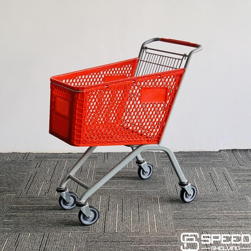 Plastic shopping cart 3.jpg